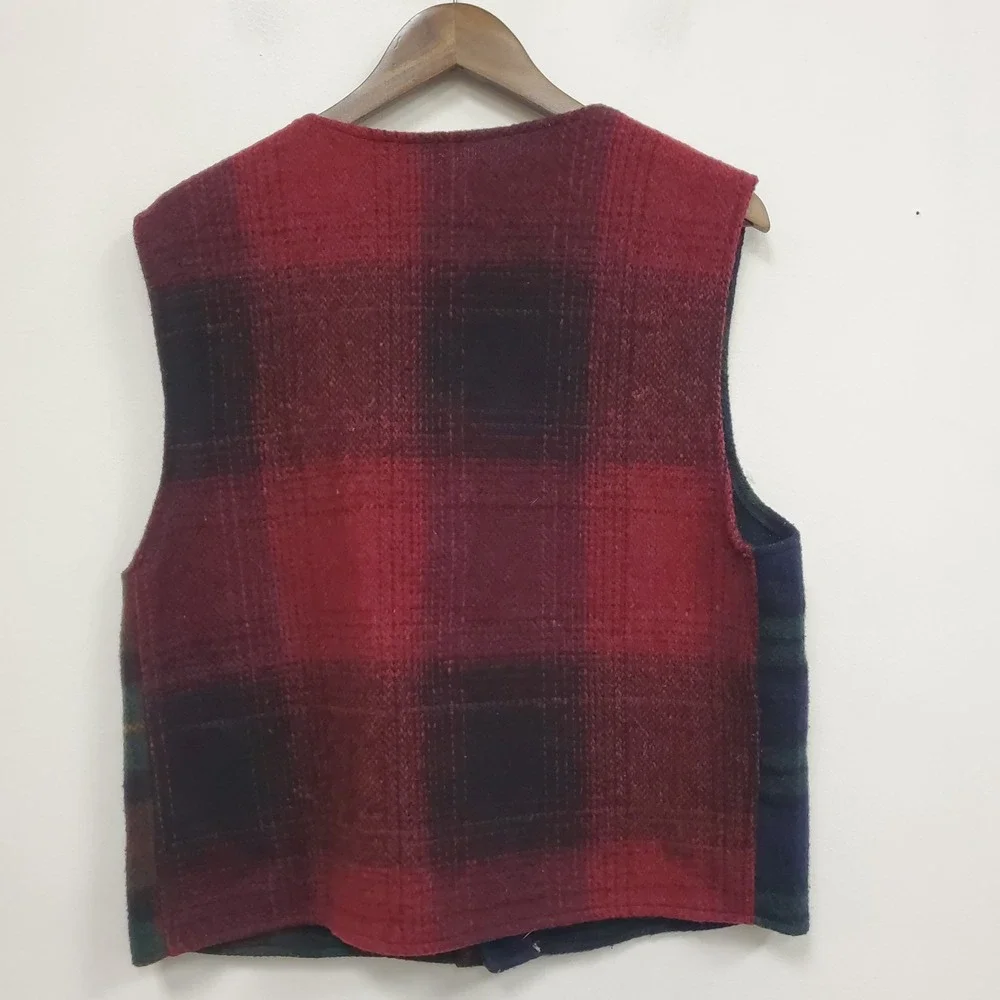 Vintage American Eagle Mens Academia University Button Front Vest Size M Plaid - Picture 2 of 10